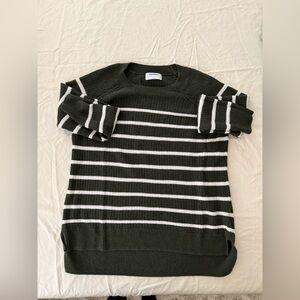 Old Navy Olive Green Knit Sweater